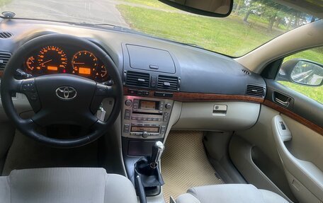 Toyota Avensis III рестайлинг, 2006 год, 450 000 рублей, 9 фотография