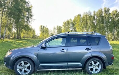 Mitsubishi Outlander III рестайлинг 3, 2007 год, 945 000 рублей, 10 фотография