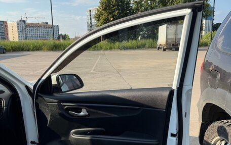KIA Rio IV, 2018 год, 1 350 000 рублей, 11 фотография