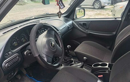 Chevrolet Niva I рестайлинг, 2018 год, 670 000 рублей, 3 фотография