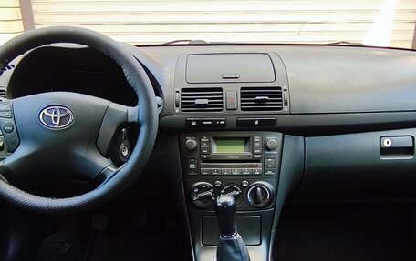 Toyota Avensis III рестайлинг, 2007 год, 720 000 рублей, 18 фотография