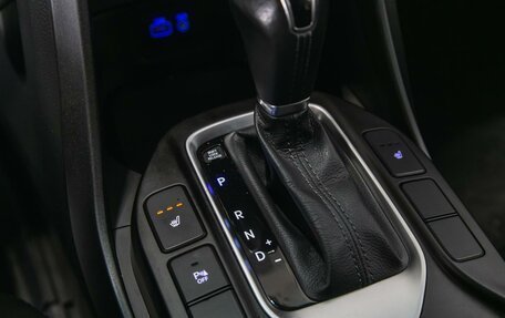 Hyundai Santa Fe III рестайлинг, 2015 год, 2 290 000 рублей, 19 фотография