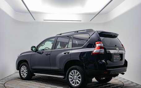 Toyota Land Cruiser Prado 150 рестайлинг 2, 2016 год, 3 270 000 рублей, 8 фотография