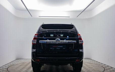 Toyota Land Cruiser Prado 150 рестайлинг 2, 2016 год, 3 270 000 рублей, 7 фотография