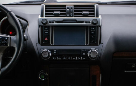 Toyota Land Cruiser Prado 150 рестайлинг 2, 2016 год, 3 270 000 рублей, 15 фотография