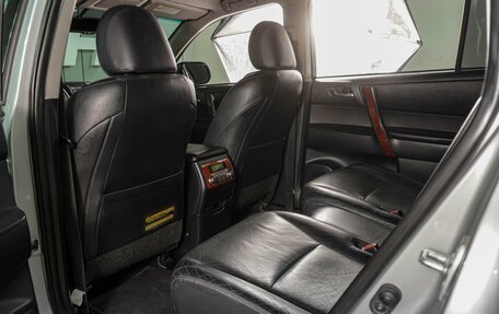 Toyota Highlander III, 2011 год, 1 699 000 рублей, 9 фотография