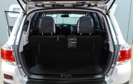 Toyota Highlander III, 2011 год, 1 699 000 рублей, 28 фотография