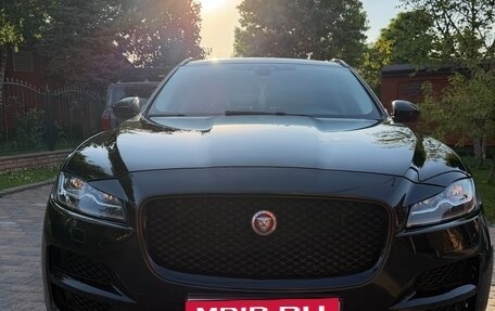 Jaguar F-Pace, 2016 год, 2 320 000 рублей, 1 фотография