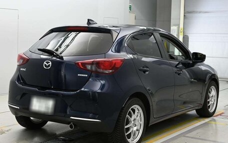 Mazda 2 III, 2022 год, 862 010 рублей, 2 фотография