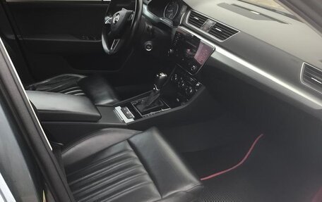 Skoda Superb III рестайлинг, 2018 год, 1 750 000 рублей, 6 фотография