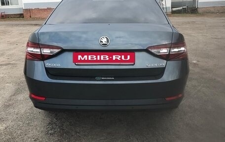 Skoda Superb III рестайлинг, 2018 год, 1 750 000 рублей, 2 фотография
