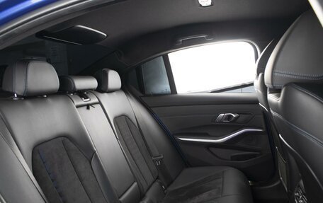 BMW 3 серия, 2019 год, 4 240 000 рублей, 11 фотография