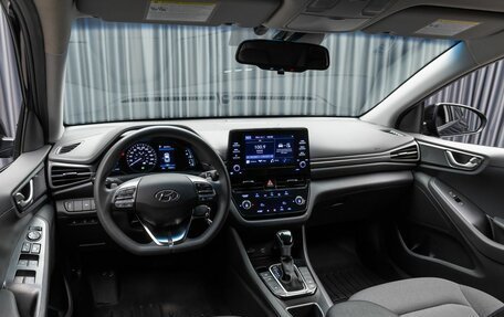 Hyundai IONIQ, 2021 год, 2 699 000 рублей, 9 фотография