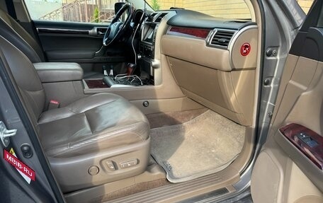 Lexus GX II, 2010 год, 2 275 000 рублей, 15 фотография
