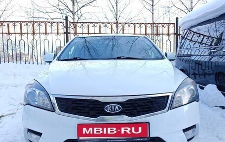 KIA cee'd I рестайлинг, 2011 год, 1 100 000 рублей, 1 фотография