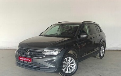 Volkswagen Tiguan II, 2021 год, 2 400 000 рублей, 1 фотография