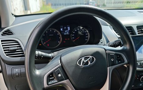 Hyundai Solaris II рестайлинг, 2014 год, 1 070 000 рублей, 13 фотография