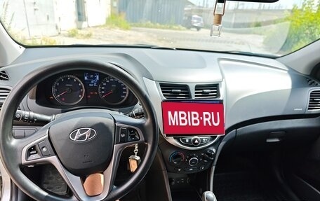 Hyundai Solaris II рестайлинг, 2014 год, 1 070 000 рублей, 14 фотография
