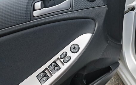 Hyundai Solaris II рестайлинг, 2014 год, 1 070 000 рублей, 20 фотография