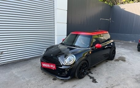 MINI Hatch, 2010 год, 950 000 рублей, 10 фотография