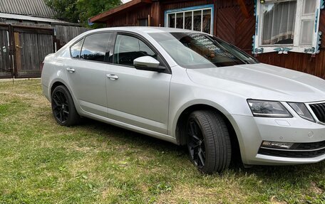 Skoda Octavia, 2017 год, 2 050 000 рублей, 4 фотография