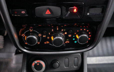 Renault Duster I рестайлинг, 2013 год, 898 000 рублей, 11 фотография