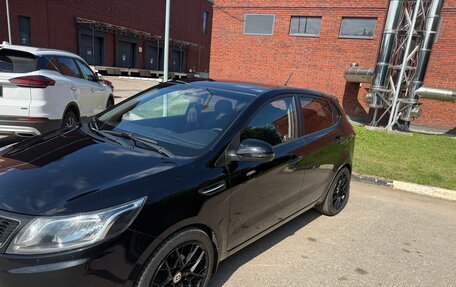 KIA Rio III рестайлинг, 2013 год, 980 000 рублей, 2 фотография