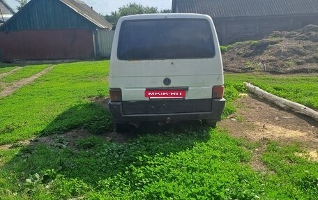 Volkswagen Transporter T4, 1993 год, 350 000 рублей, 2 фотография