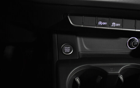 Audi A4, 2016 год, 1 740 000 рублей, 19 фотография