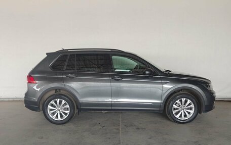 Volkswagen Tiguan II, 2021 год, 2 400 000 рублей, 8 фотография