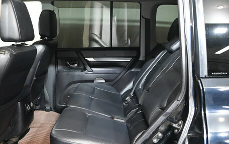 Mitsubishi Pajero IV, 2010 год, 2 050 000 рублей, 11 фотография