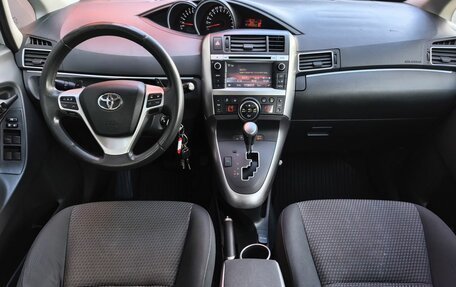 Toyota Verso I, 2014 год, 1 499 000 рублей, 6 фотография