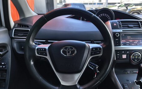 Toyota Verso I, 2014 год, 1 499 000 рублей, 7 фотография
