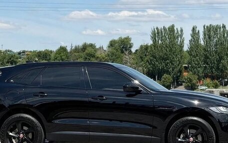 Jaguar F-Pace, 2018 год, 2 300 000 рублей, 3 фотография