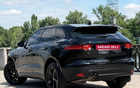 Jaguar F-Pace, 2018 год, 2 300 000 рублей, 5 фотография