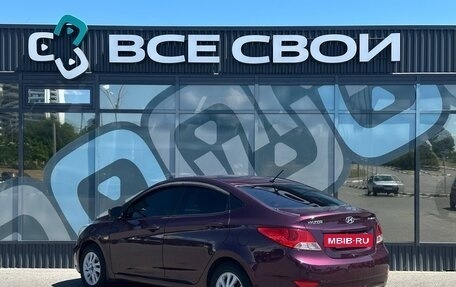Hyundai Solaris II рестайлинг, 2012 год, 725 000 рублей, 3 фотография