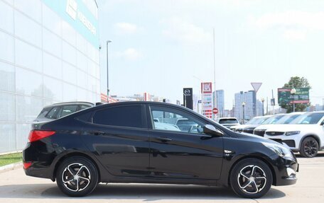 Hyundai Solaris II рестайлинг, 2016 год, 1 000 000 рублей, 4 фотография