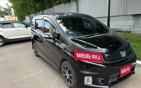 Honda Freed I, 2011 год, 950 000 рублей, 1 фотография
