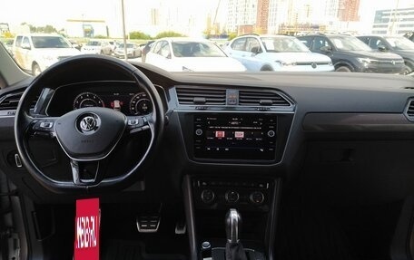 Volkswagen Tiguan II, 2018 год, 2 799 000 рублей, 28 фотография