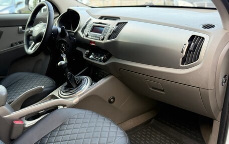 KIA Sportage III, 2011 год, 1 235 000 рублей, 12 фотография