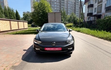 Volkswagen Passat B8 рестайлинг, 2021 год, 2 420 000 рублей, 8 фотография