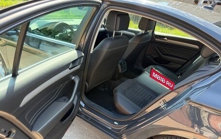Volkswagen Passat B8 рестайлинг, 2021 год, 2 420 000 рублей, 13 фотография