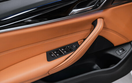 BMW 5 серия, 2020 год, 3 975 000 рублей, 21 фотография