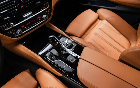 BMW 5 серия, 2020 год, 3 975 000 рублей, 17 фотография