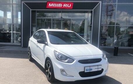 Hyundai Solaris II рестайлинг, 2012 год, 581 000 рублей, 3 фотография