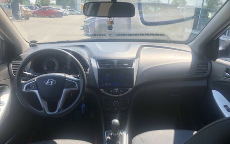 Hyundai Solaris II рестайлинг, 2012 год, 581 000 рублей, 10 фотография