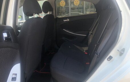 Hyundai Solaris II рестайлинг, 2012 год, 581 000 рублей, 11 фотография
