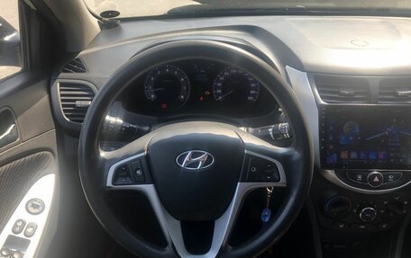 Hyundai Solaris II рестайлинг, 2012 год, 581 000 рублей, 12 фотография