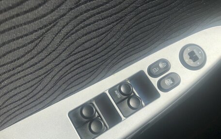 Hyundai Solaris II рестайлинг, 2012 год, 581 000 рублей, 13 фотография