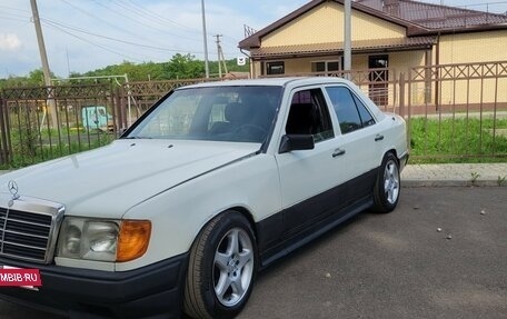 Mercedes-Benz W124, 1985 год, 210 000 рублей, 4 фотография
